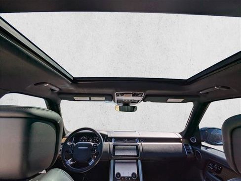 Used 2018 Land Rover Range Rover HSE AWD/4WD image 19