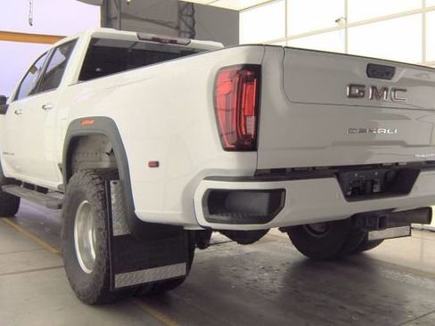 Used 2020 GMC Sierra 3500 Denali w/ Denali Ultimate Package image 3