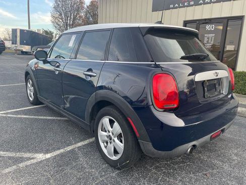 Used 2015 MINI Cooper 4-Door Hardtop image 8