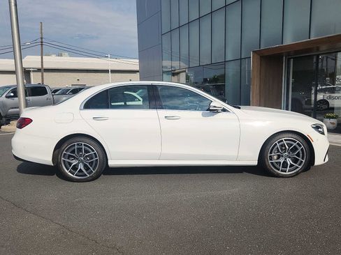 Used 2022 Mercedes-Benz E 350 4MATIC Sedan image 7