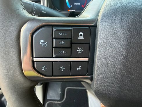 Used 2026 Ford F350 Platinum w/ Platinum Plus Package AWD/4WD image 33