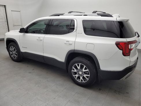 Used 2022 GMC Acadia SLE w/ Driver Convenience Package FWD image 3