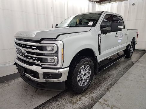 Used 2025 Ford F350 Lariat w/ Lariat Ultimate Package AWD/4WD image 1