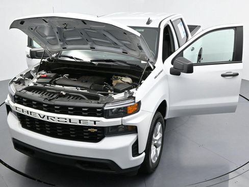 Used 2022 Chevrolet Silverado 1500 Custom w/ Safety Confidence Package RWD image 40
