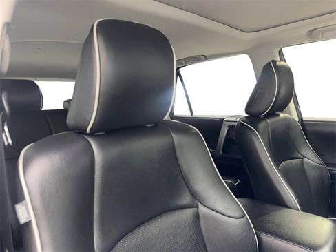 Used 2018 Toyota 4Runner 2WD image 49