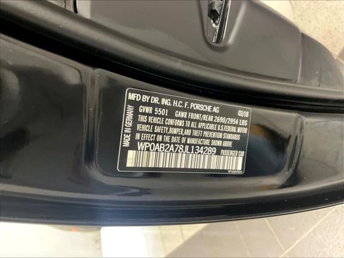 Used 2018 Porsche Panamera 4S image 33