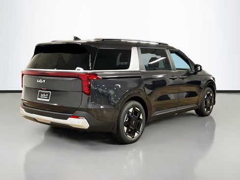 New 2026 Kia Carnival EX image 7