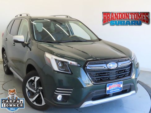 Used 2023 Subaru Forester Touring image 1