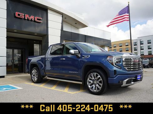 Used 2024 GMC Sierra 1500 Denali w/ Denali Reserve Package AWD/4WD image 2