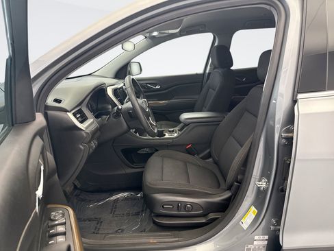 Used 2023 GMC Acadia SLE w/ Driver Convenience Package AWD/4WD image 10