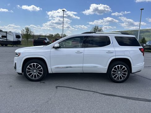 Used 2021 GMC Acadia Denali w/ Denali Technology Package AWD/4WD image 4