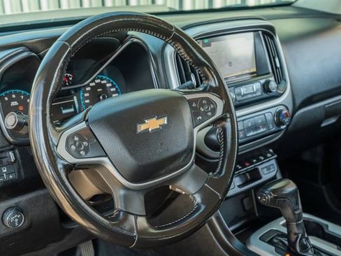 Used 2018 Chevrolet Colorado ZR2 image 24