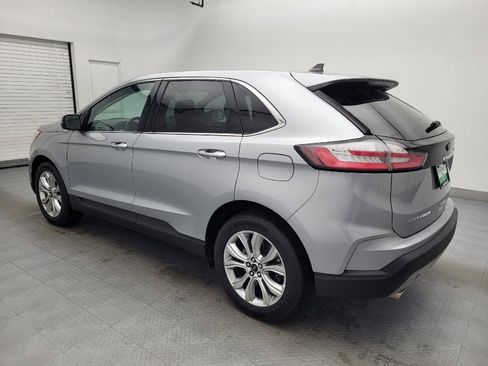Used 2024 Ford Edge Titanium image 3