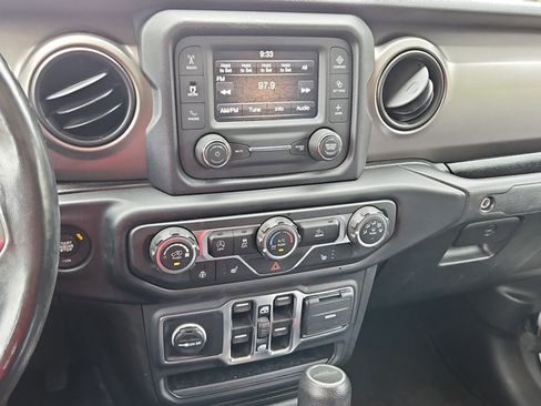 Used 2020 Jeep Gladiator Sport w/ Quick Order Package 24S AWD/4WD image 11