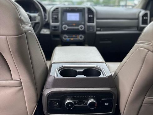 Used 2021 Ford Expedition Max XLT AWD/4WD image 19