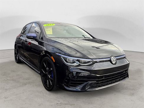 Used 2023 Volkswagen Golf 20th Anniversary Edition image 4