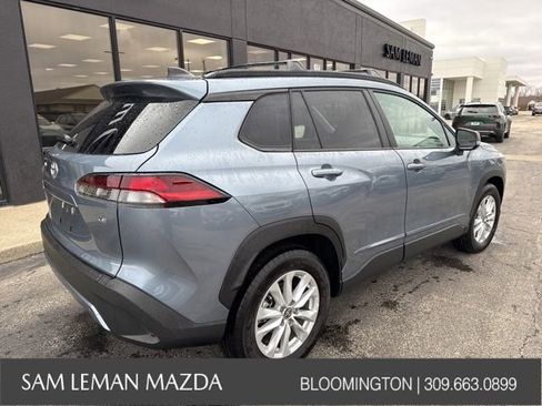 Used 2026 Toyota Corolla Cross LE image 11