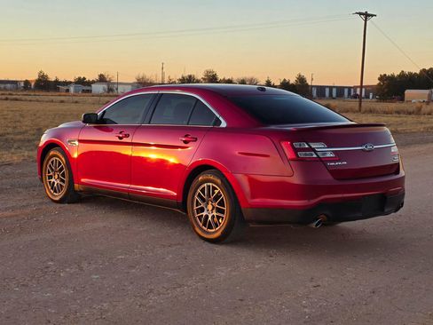 Used 2016 Ford Taurus SEL w/ Equipment Group 201A image 3