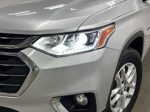 Used 2018 Chevrolet Traverse LT FWD image 31
