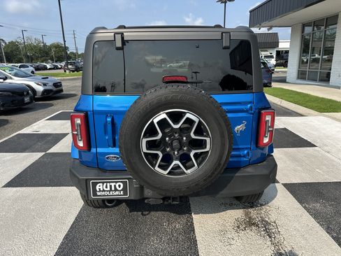 Used 2024 Ford Bronco Outer Banks AWD/4WD image 4