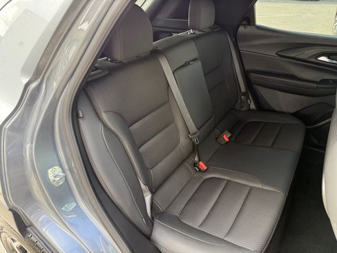 Used 2022 Chevrolet TrailBlazer RS image 17