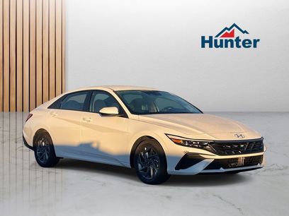 Certified 2025 Hyundai Elantra Blue