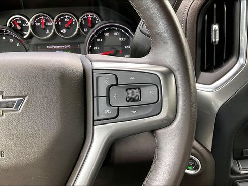 Used 2021 Chevrolet Silverado 1500 RST w/ Z71 Off-Road Package AWD/4WD image 30