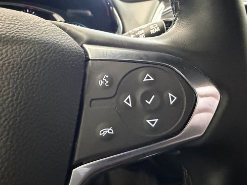 Used 2023 Chevrolet Traverse LT image 22