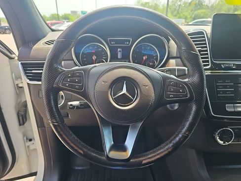 Used 2019 Mercedes-Benz GLS 450 4MATIC image 18