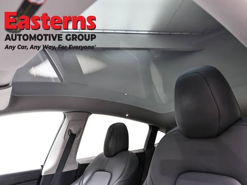 Used 2020 Tesla Model Y Long Range image 29