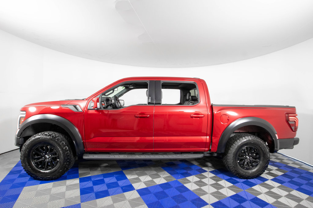 Used 2024 Ford F150 Raptor AWD/4WD image 8