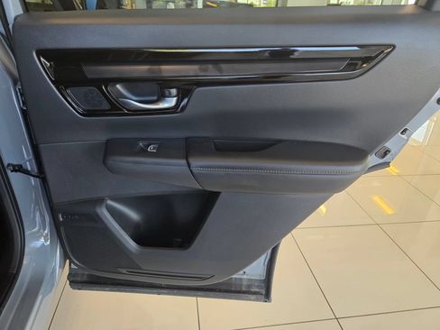 Certified 2025 Honda CR-V EX-L image 24