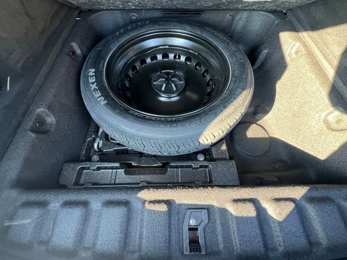 Used 2025 Mercedes-Benz GLE 450 GLE 450 image 47