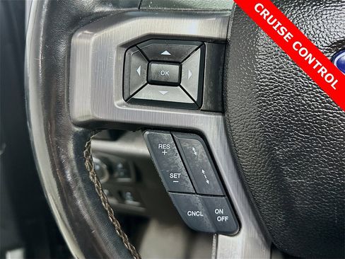 Used 2018 Ford Expedition Max Platinum image 38