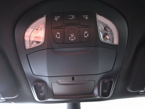 New 2026 Chrysler Pacifica Limited image 36