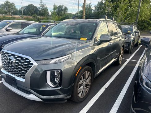 Used 2022 Hyundai Palisade Limited AWD/4WD image 2