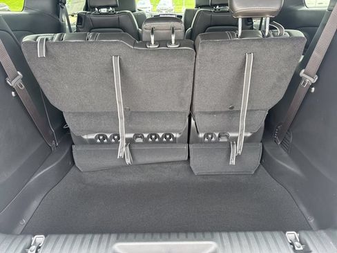 New 2027 Chrysler Pacifica Select AWD/4WD image 37