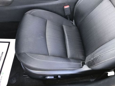 Used 2024 Nissan Altima 2.5 SV FWD image 12