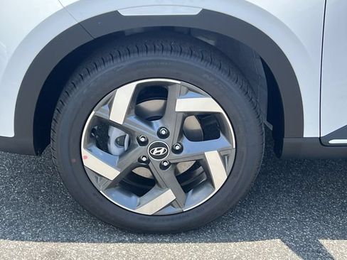 New 2026 Hyundai Venue SEL FWD image 33