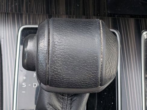 Used 2021 Toyota Sienna Platinum image 13