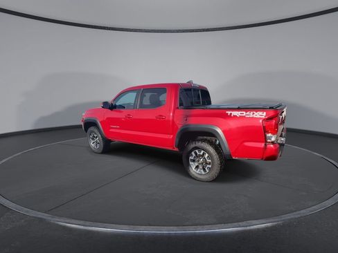 Used 2016 Toyota Tacoma TRD Off-Road image 6