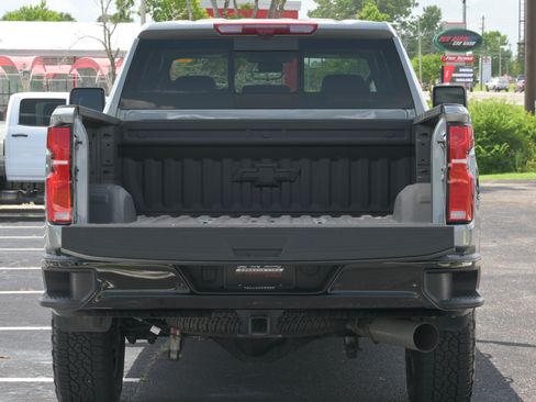 Used 2026 Chevrolet Silverado 2500 LTZ w/ LTZ Plus Package AWD/4WD image 33