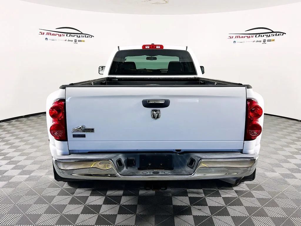 Used 2009 Dodge Ram 3500 Truck SLT w/ Popular Equipment Group RWD image 7