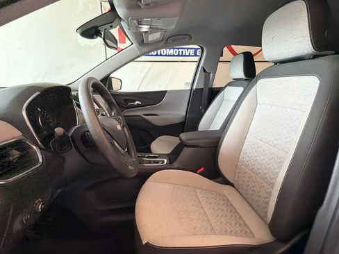 Used 2023 Chevrolet Equinox LS w/ LS Convenience Package FWD image 15