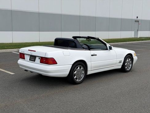 Used 1996 Mercedes-Benz SL 320 image 5