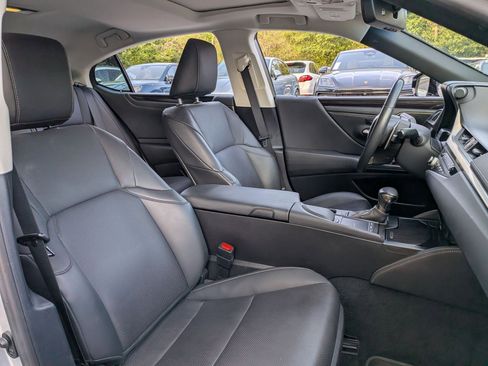 Used 2021 Lexus ES 300h w/ Premium Package FWD image 18