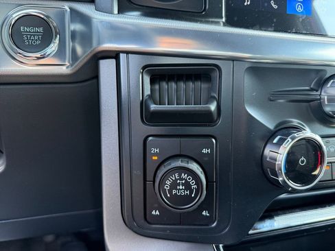 New 2026 Ford F150 Lariat w/ Equipment Group 501A Mid image 19