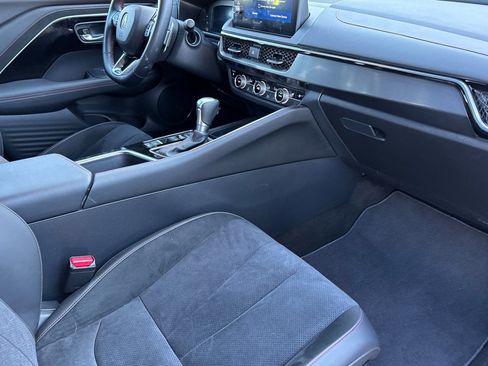 Used 2025 Acura ADX A-Spec image 17