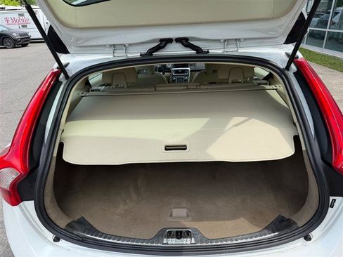 Used 2015 Volvo V60 T5 Premier FWD image 39