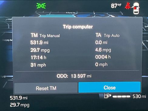 Used 2025 Volvo V60 B5 Cross Country Plus image 40